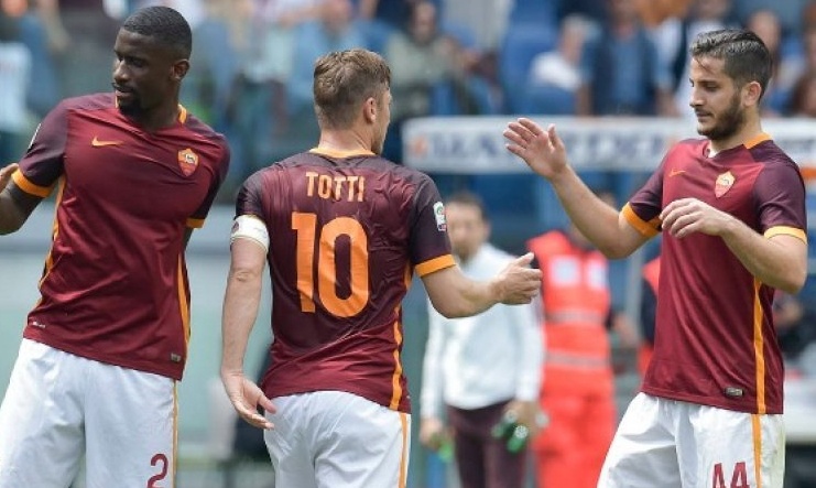 Αποθεώνει Τότι ο Μανωλάς