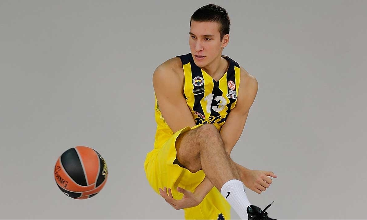 Και ο Μπόγκνταν Μπογκντάνοβιτς στη Σύρο!