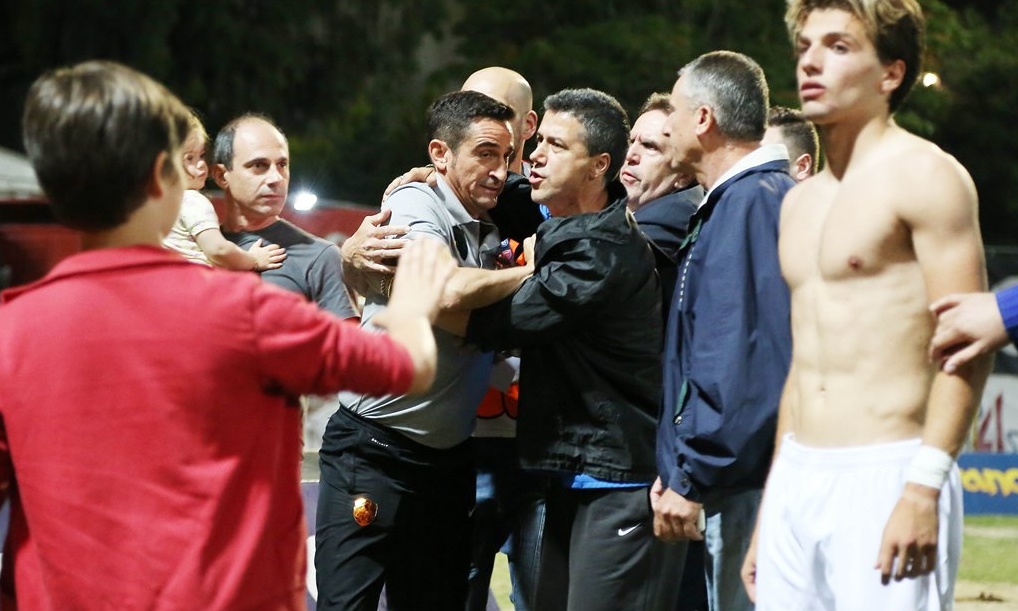 ΑΕΚ: «Θερμό» επεισόδιο Χιμένεθ με οπαδό του Πανιωνίου (photos)
