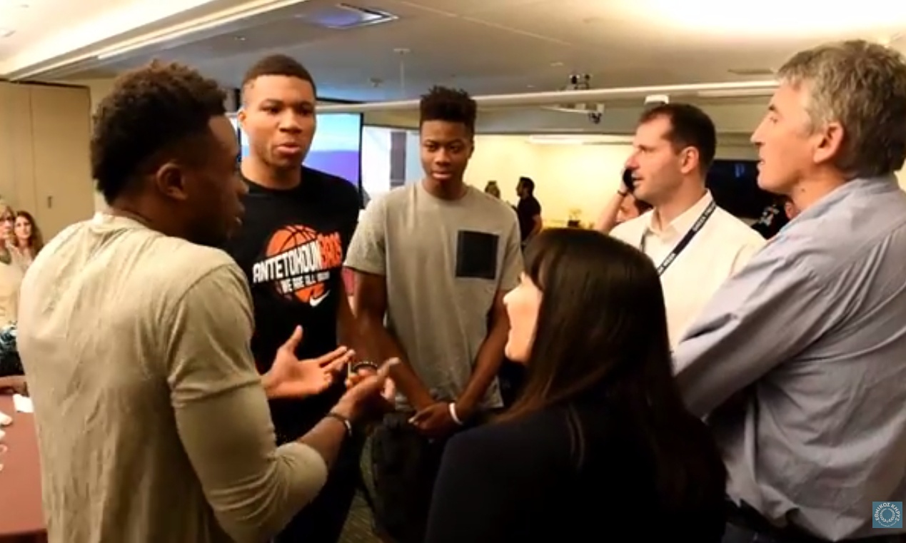 Giannis: Ποιό δαχτυλίδι; Μετάλλιο με την εθνική!