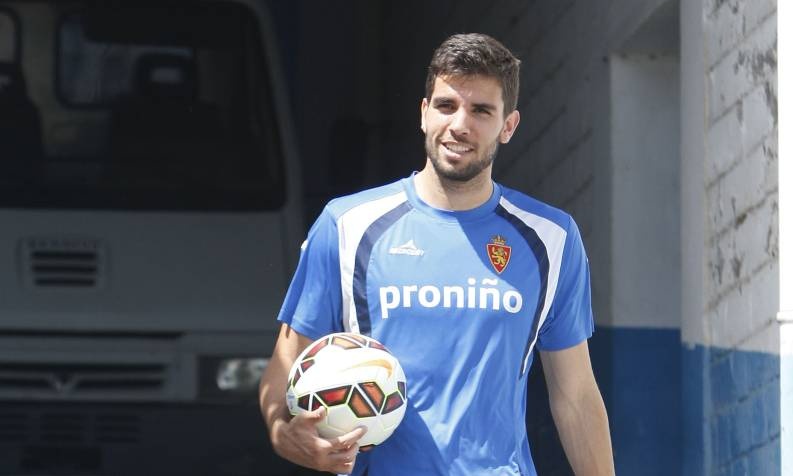 Πρόταση της ΑΕΚ στον Καμπρέρας