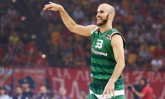 «Ένα» με τον κόσμο ο Καλάθης στο ΟΑΚΑ (vid)