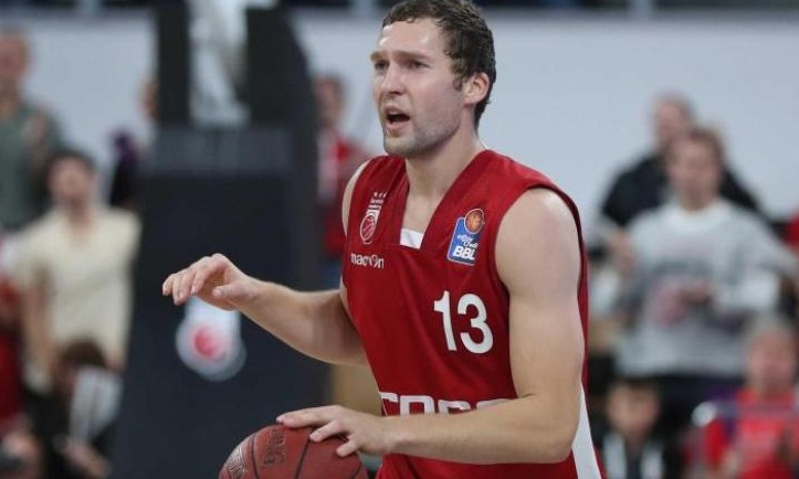 Ολυμπιακός: Κρούση σε Στρέλνιεκς