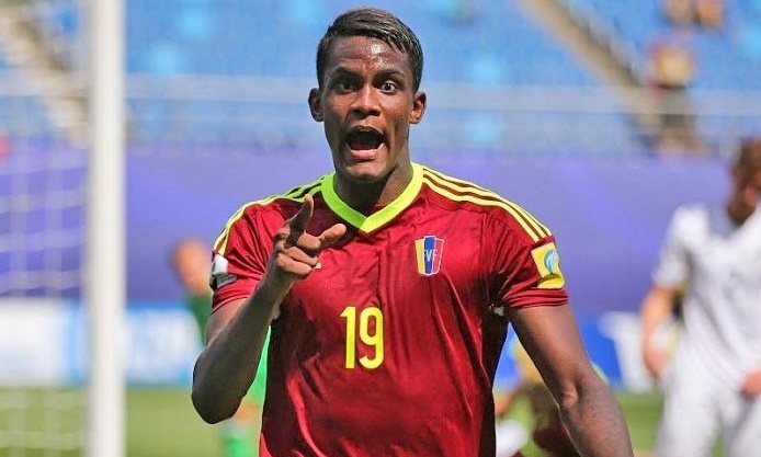 Φουλ για Κόρδοβα η ΑΕΚ