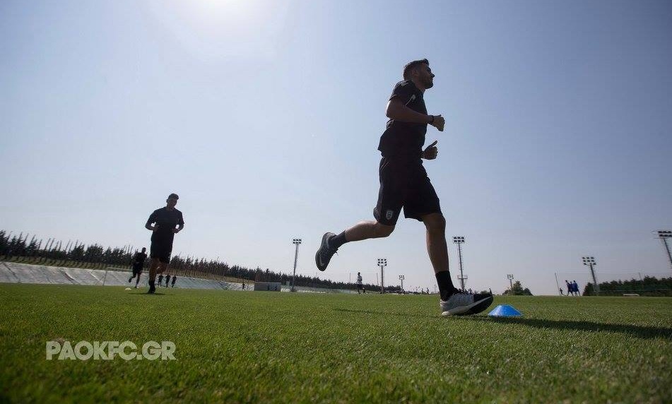 ΠΑΟΚ: Αποχώρησαν Κάμπος και Κάνιας