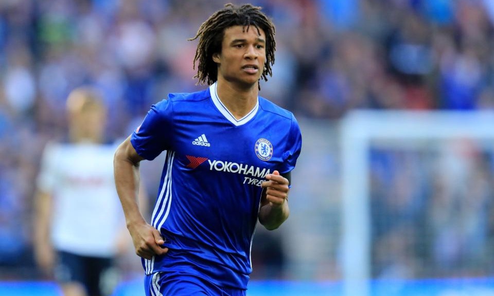 Πήρε Ακέ από την Τσέλσι η Μπόρνμουθ