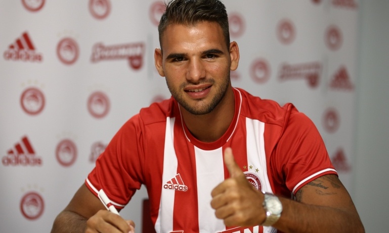 Ολυμπιακός: Ανακοινώθηκε και δεν έρχεται για... τουρισμό ο Ταχτσίδης