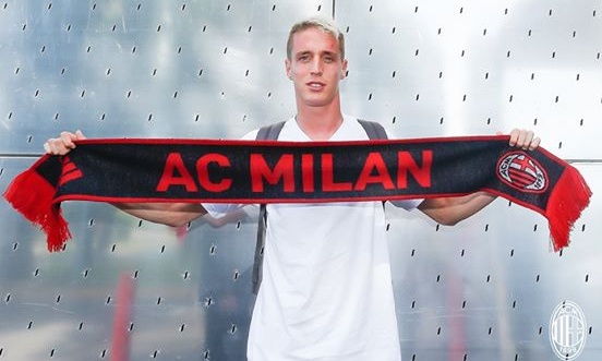 Στη Μίλαν και ο Κόντι (video)