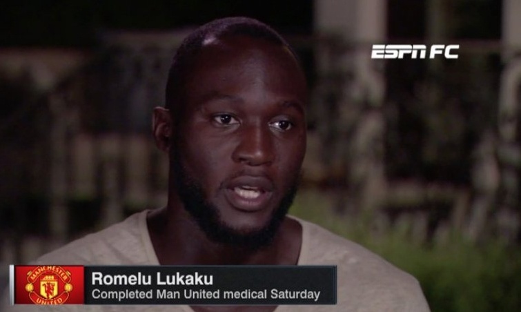 Λουκάκου: «Ποιος λέει όχι στη Γιουνάιτεντ;»