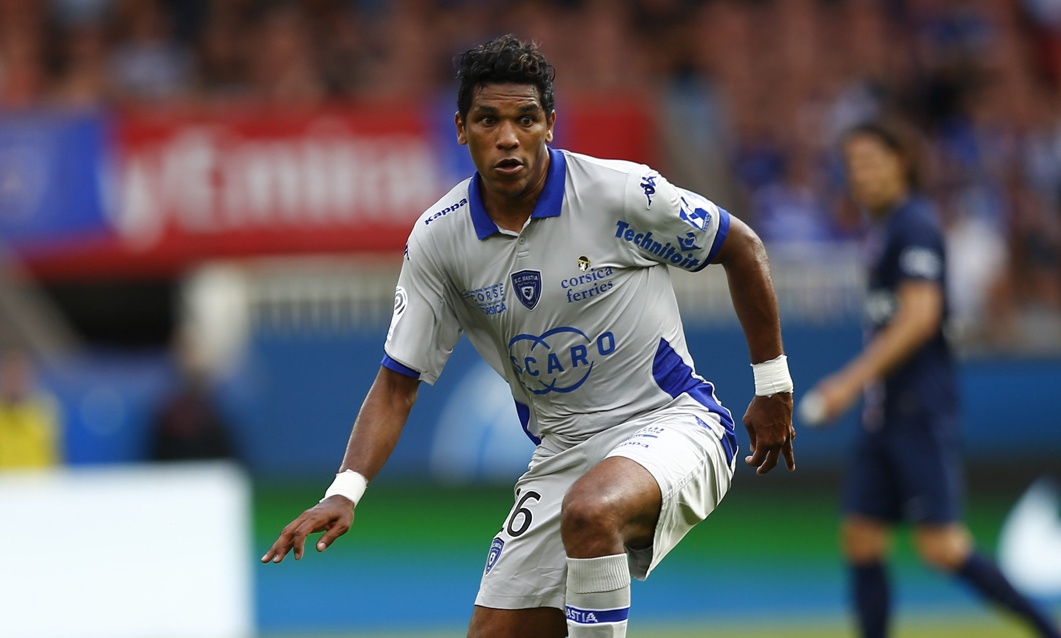 Λεβαδειακός: Βόμβα… μεγατόνων με Μπραντάο!