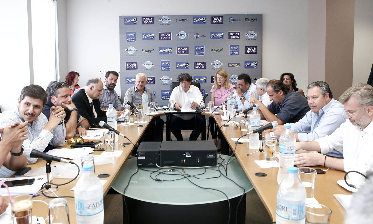 Μειώνονται σε 12 οι ομάδες της Α1