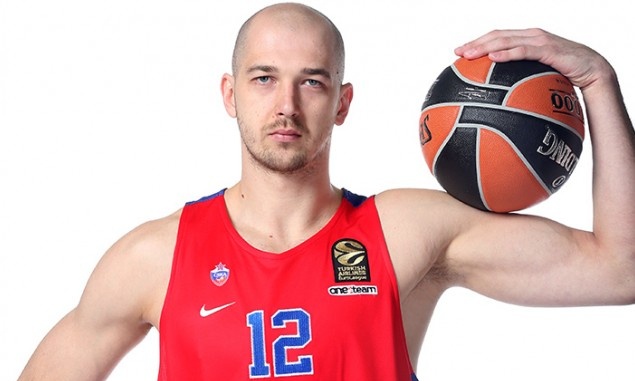 ΤΣΣΚΑ Μόσχας: «Έδεσε» και Κορόμπκοφ