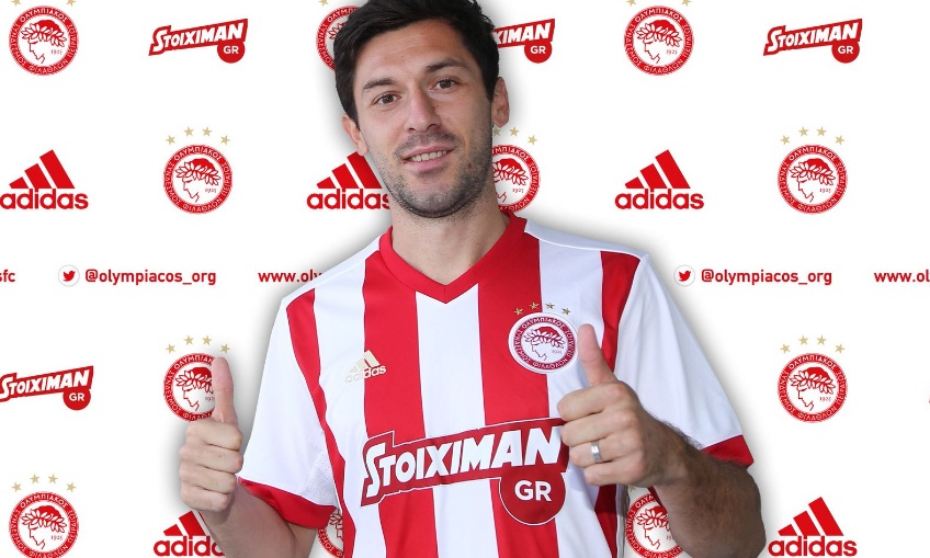 Επίσημο: Στα «ερυθρόλευκα» ο Μίλιτς