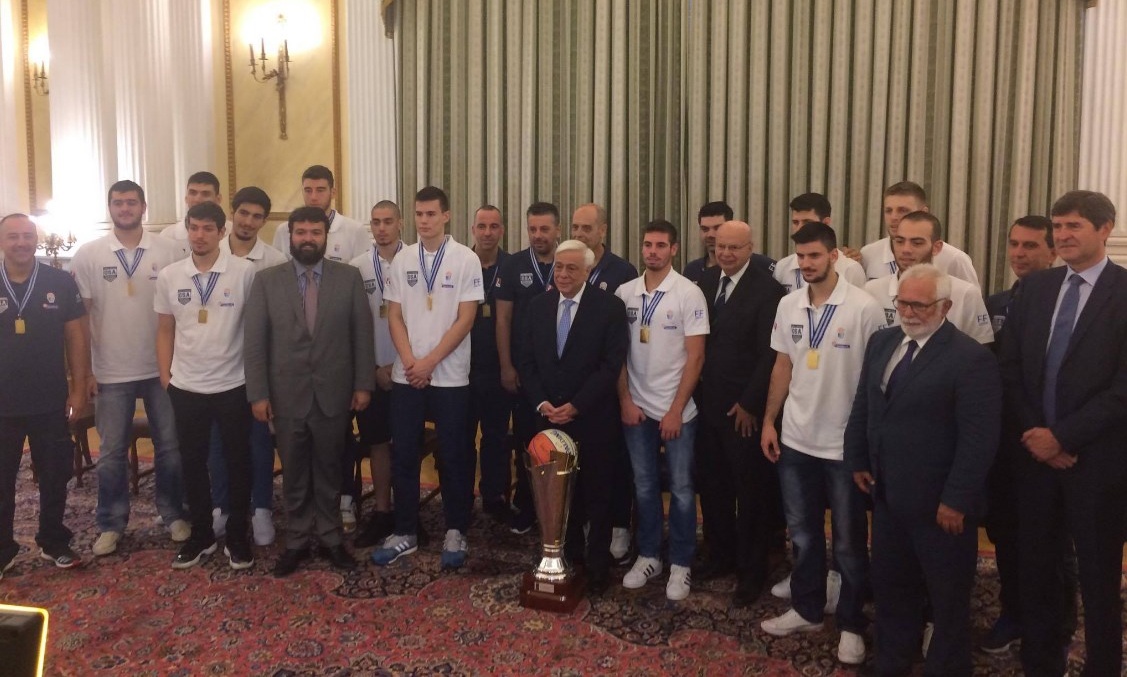 Ελλάδα: Στον Πρόεδρο της Δημοκρατίας οι «χρυσοί» Νέοι