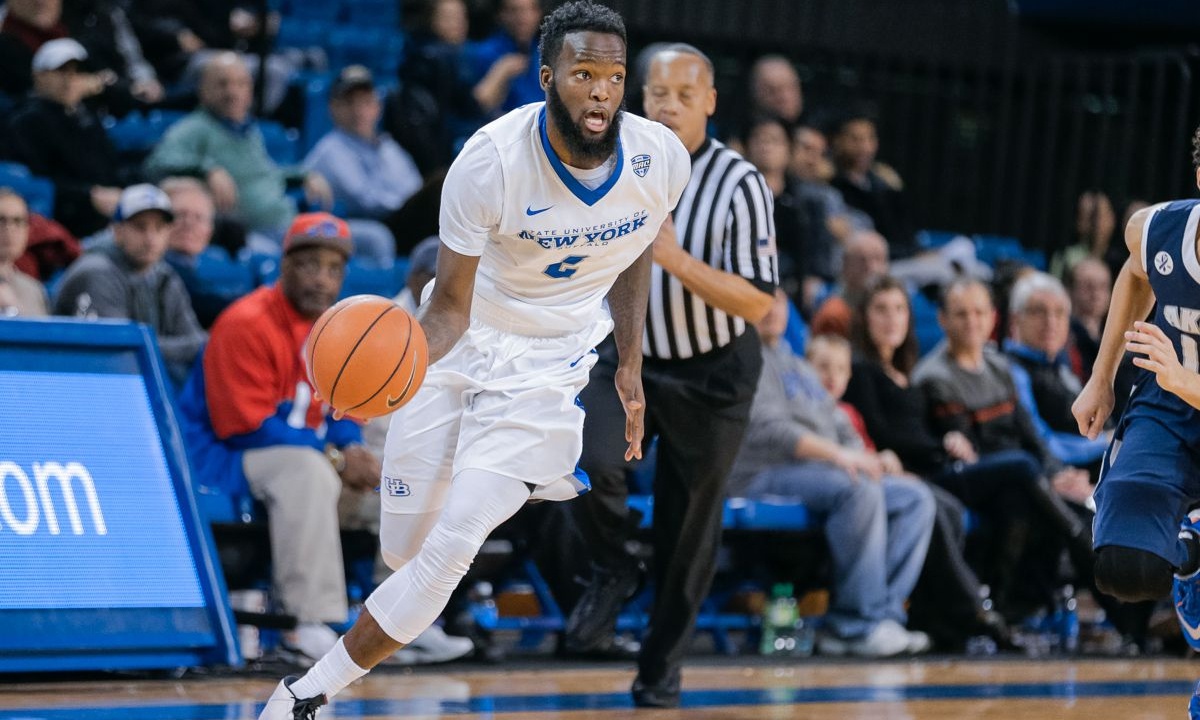 Φάρος: Ανακοίνωσε Κόνερ