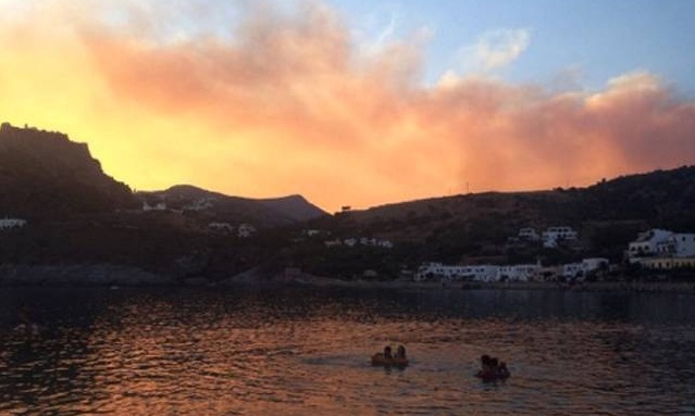 Φωτιά Κύθηρα: Ολονύχτια η μάχη με τις φλόγες - Ποια η εικόνα σήμερα