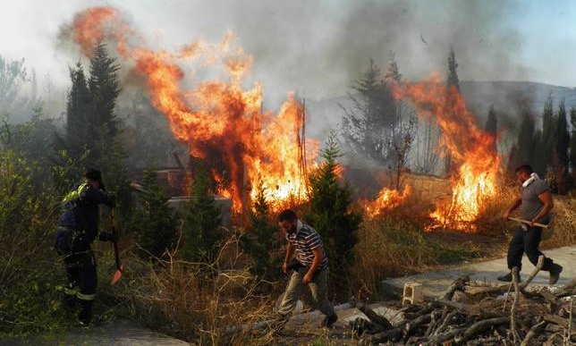 «Κόλαση» φωτιάς στα Κύθηρα: Τεράστια καταστροφή στο νησί - «Στάχτη» 20.000 στρέμματα