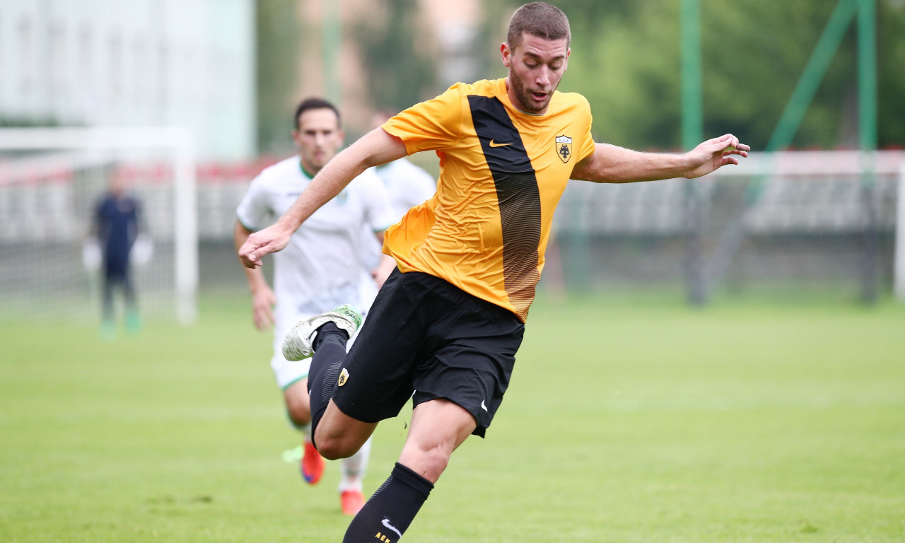 Σοκ στην ΑΕΚ: Νοκ άουτ για ένα μήνα ο Τζανετόπουλος