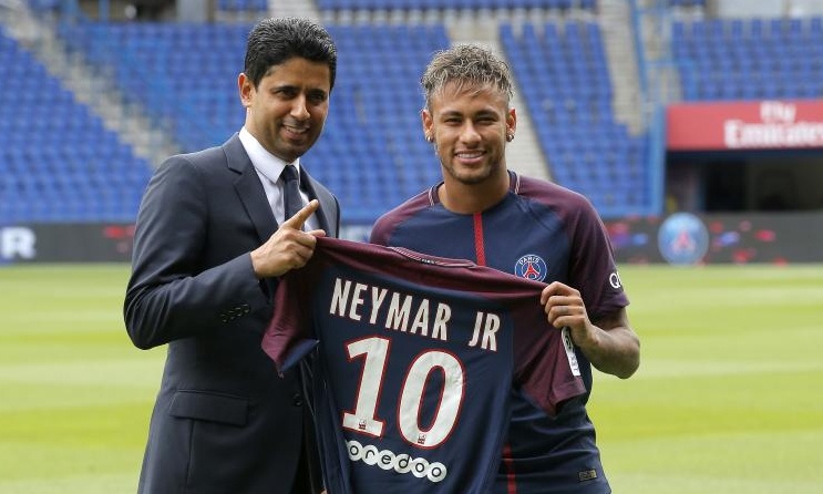 Κάνει ντεμπούτο ο Νεϊμάρ με Γκινγκάμπ