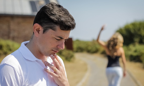 Εστειλε στον πεζοναύτη σύζυγό της αυτή τη φωτογραφία. Αμέσως μετά εκείνος την χώρισε. Δείτε γιατί...