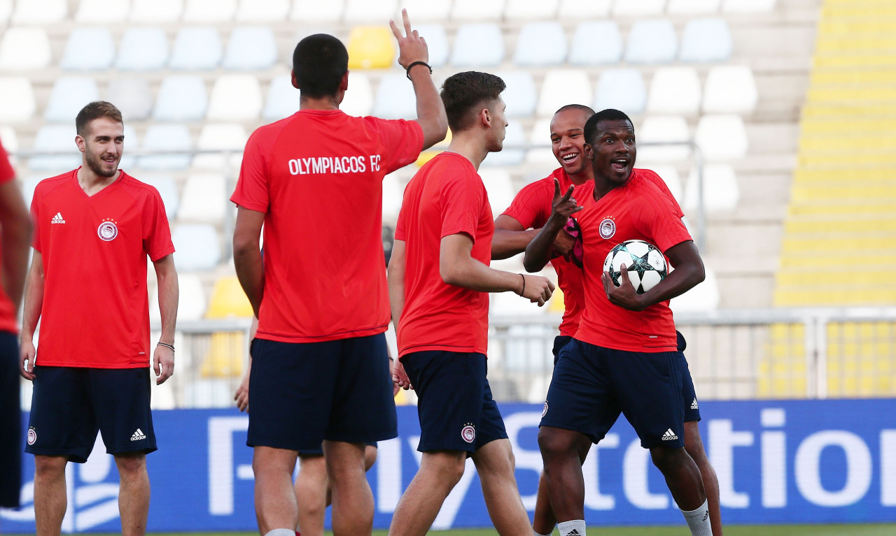 Ολυμπιακός: Η ενδεκάδα με Ριέκα (photo)