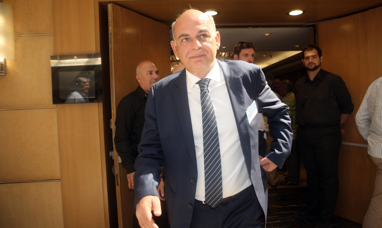 Συγχαρητήρια Γραμμένου σε Μαρινάκη για την πρόκριση του Ολυμπιακού