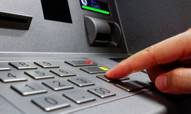 Capital Controls - Προσοχή! Τι αλλάζει από σήμερα (01/09) - Πόσα χρήματα μπορούμε να σηκώνουμε