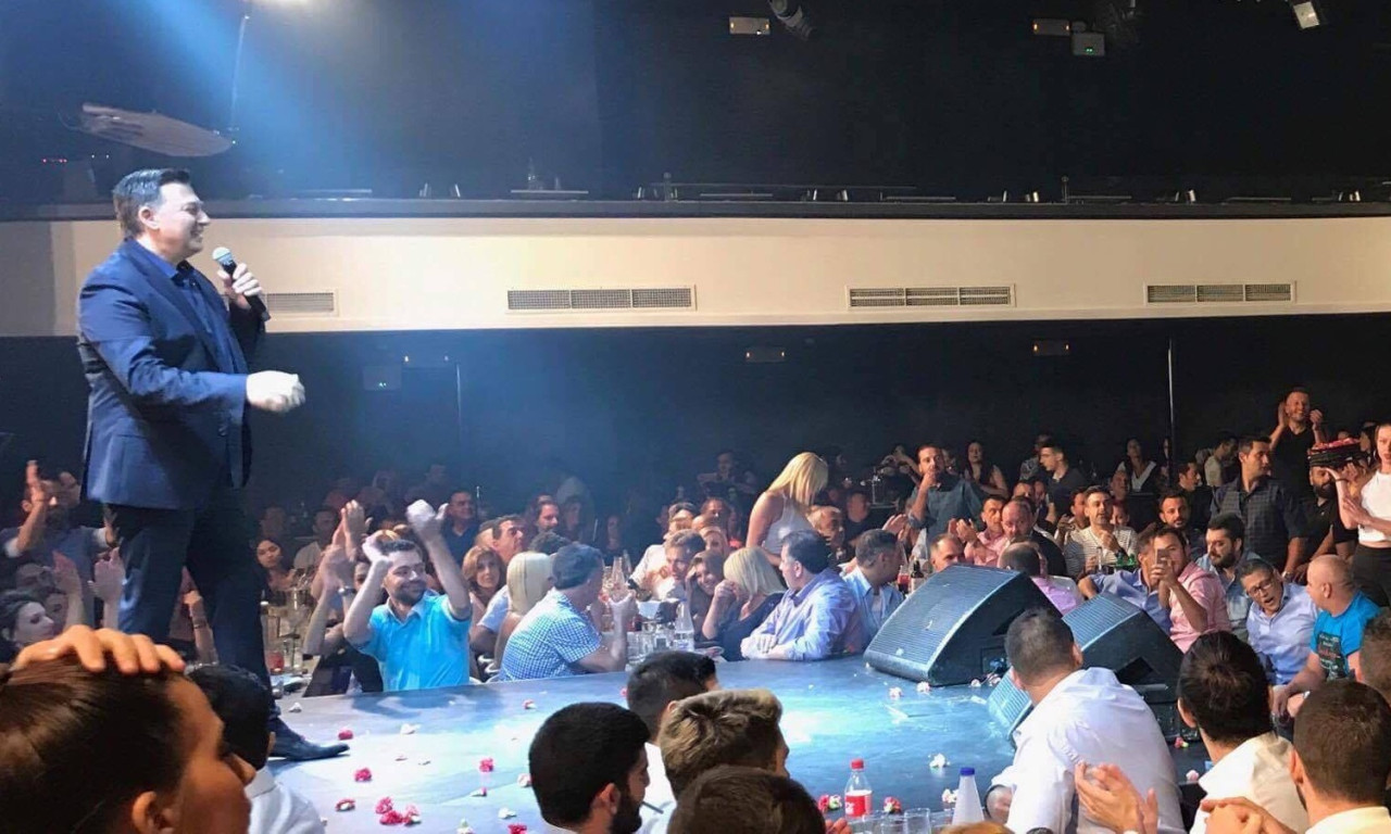 Γιώργος Καραγκούνης και Κλάους  Αθανασιάδης διασκέδασαν στον Νίκο  Μακρόπουλο