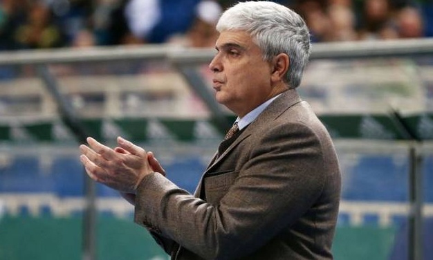 Παπαδόπουλος: «Κάποιοι δεν θέλουν τα ματς να γίνονται μέσα στο γήπεδο»