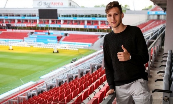 Παρουσιάστηκε ο Ρέτσος - Τι ζήτησε από τα ΜΜΕ (pics)