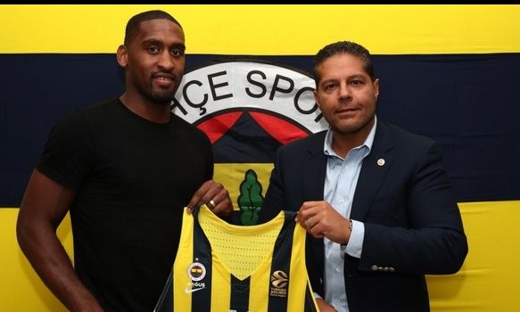 Ανακοίνωσε Ουόναμεϊκερ η Φενέρμπαχτσε (photo)