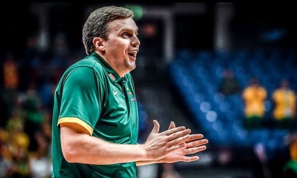 Αντομάιτις: «Δύσκολος αντίπαλος η Ελλάδα»