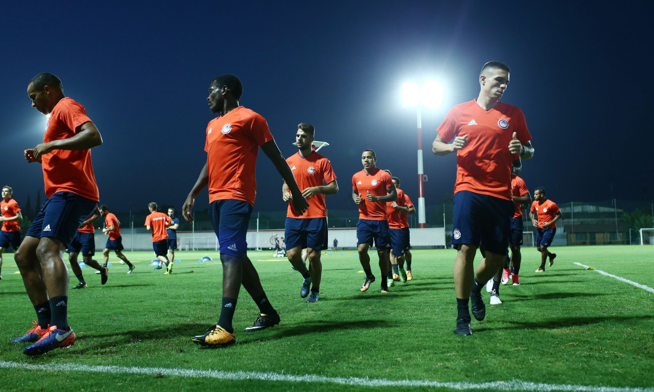 Ολυμπιακός-Σπόρτινγκ: Ενδεκάδα-έκπληξη από τον Χάσι!