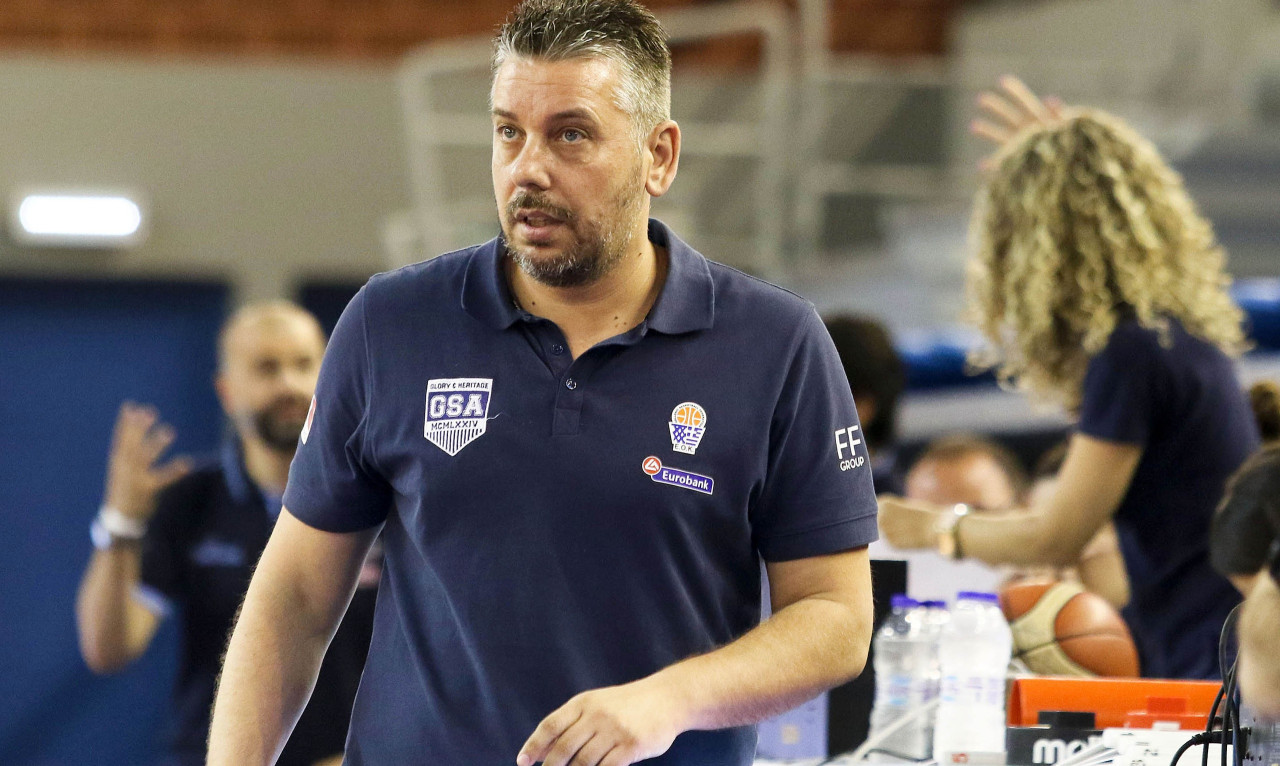 Παπαθεοδώρου: «Αποφασιστικότητα και διάθεση»