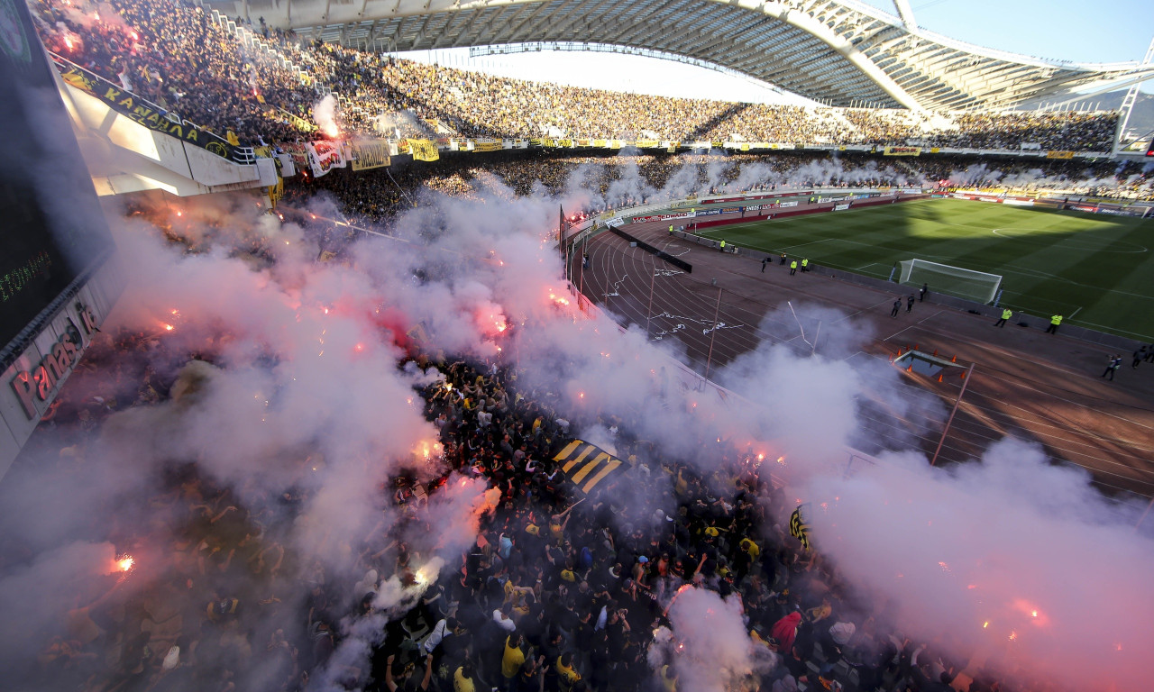 ΑΕΚ - Ολυμπιακός: Το «κιτρινόμαυρο» μήνυμα στον κόσμο (photo)