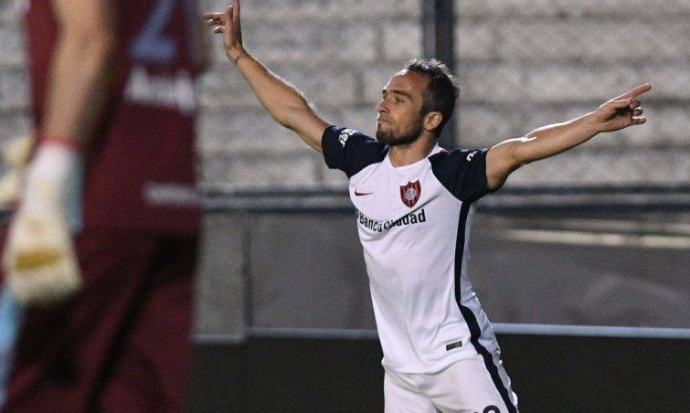 Τι έβαλες ρε Μπελούτσι! (vid)