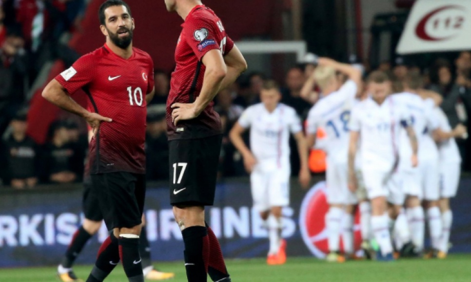 Άστραψε και βρόντηξε με Τουρκία η Ισλανδία - Έκανε «check in» η Ισπανία (vids)