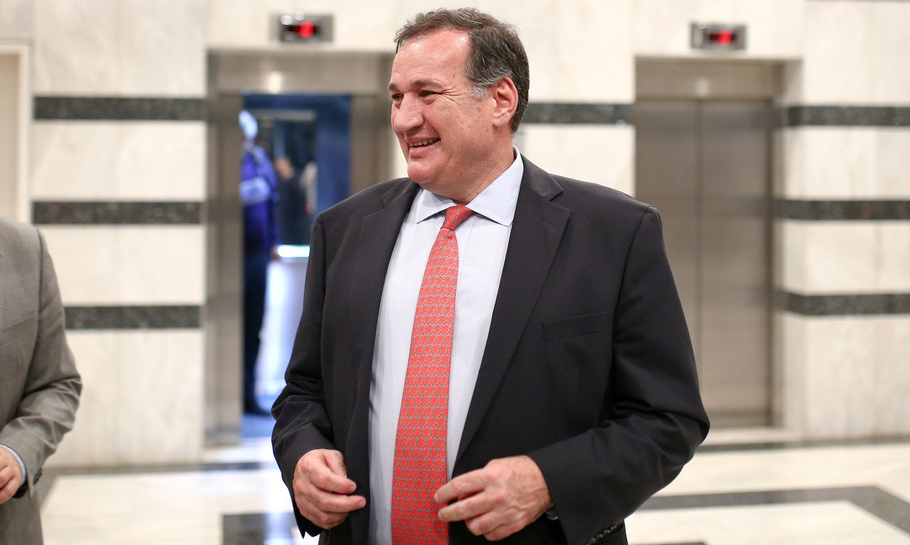 ΕΟΕ: Ζητά εκλογές ο Καπράλος