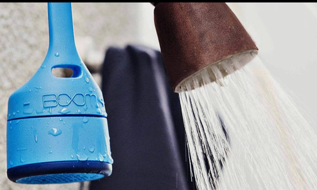 Απίστευτο! Δείτε με ποιον τρόπο θα μπορείτε να ακούτε μουσική μέσα στο μπάνιο!