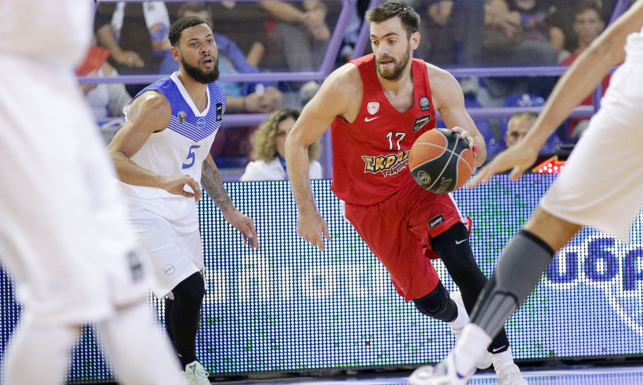 Πρόβλημα με Μάντζαρη στον Ολυμπιακό