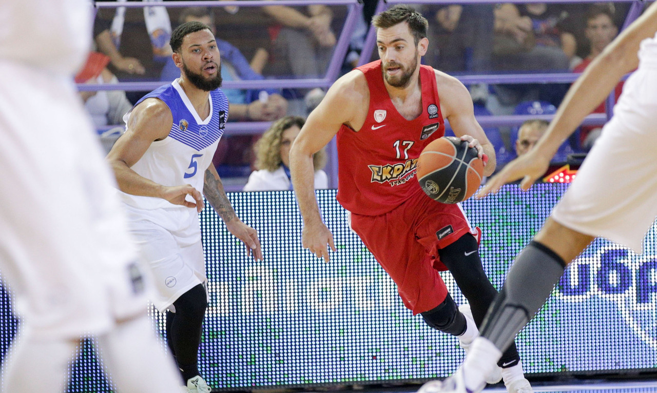 Ολυμπιακός: Αμφίβολος ο Μάντζαρης με Ουνικάχα Μάλαγα