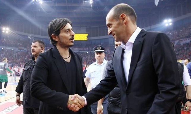 Πρόσκληση από Δ. Γιαννακόπουλο σε Αγγελόπουλο για… μονό! (pic)