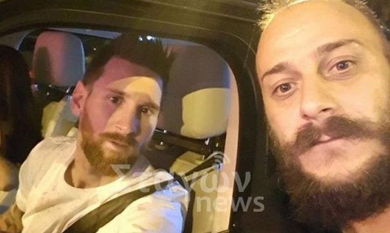 Επικό! Έλληνες σταμάτησαν σε φανάρι τον Μέσι και έβγαλαν selfie! (photos)
