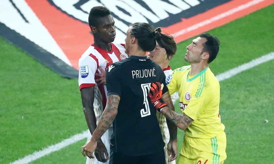 Ολυμπιακός-ΠΑΟΚ: Θερμό επεισόδιο Σισέ-Πρίγιοβιτς! (pics)