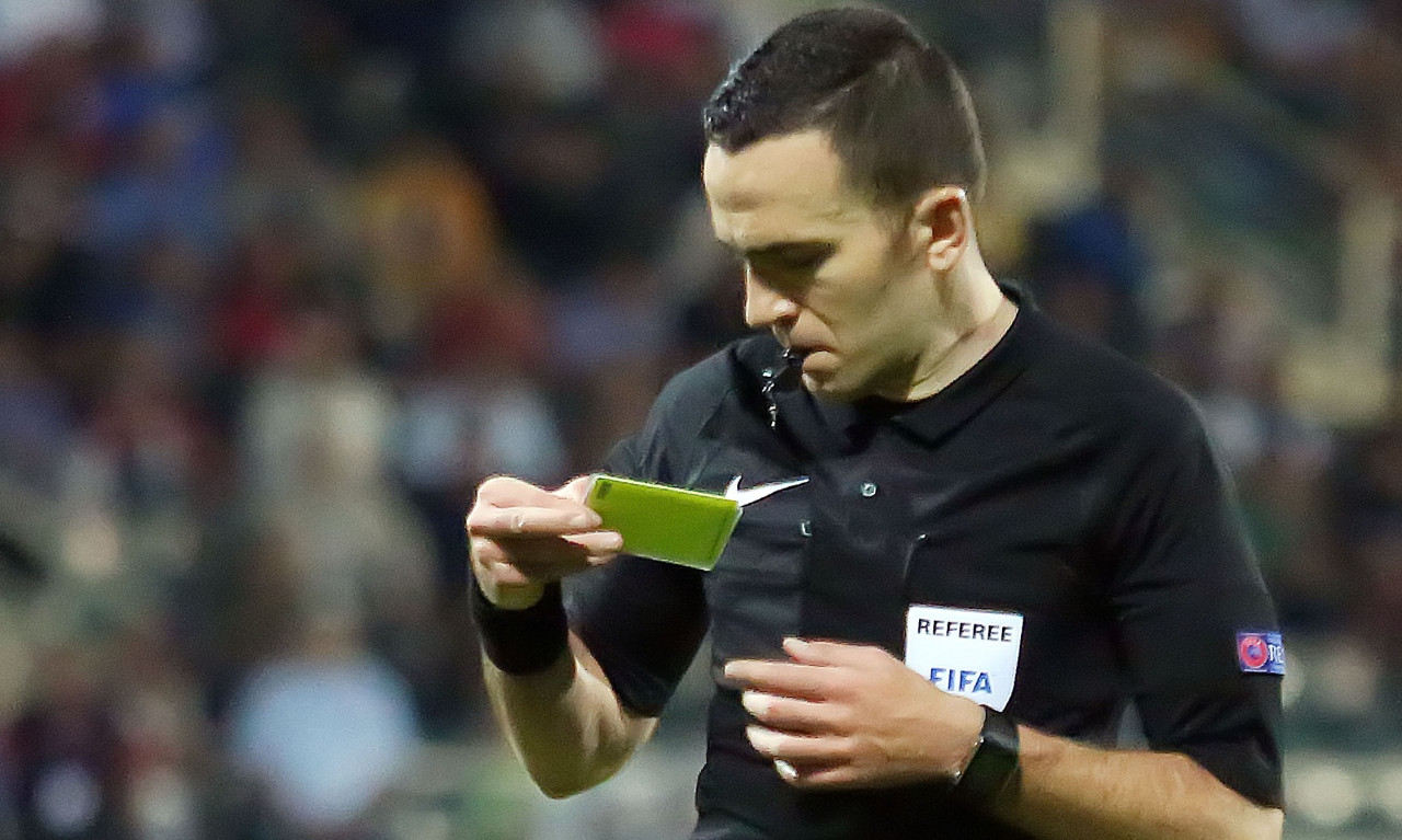 «Σφυρίζουν» Ευρώπη Καλογερόπουλος και Κομίνης