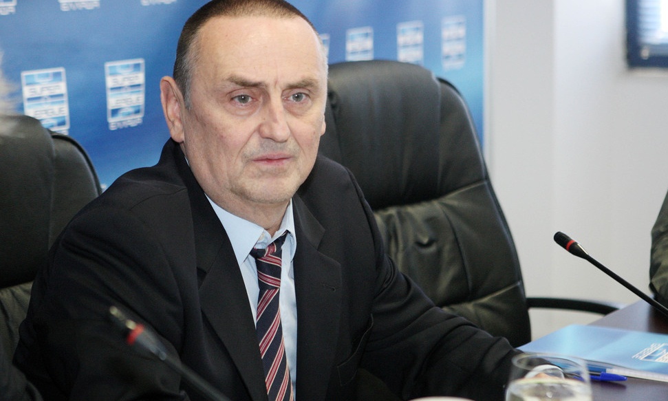 Νέα δήλωση Στράτου για το πανό κατά Σαββίδη