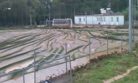 Αδιανόητο: Ο «Δαίδαλος» ξήλωσε ολόκληρο το γήπεδο στα Χανιά! (vid, pics)