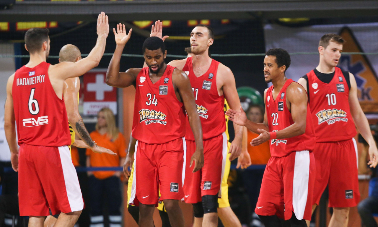 Video ΕΠΟΣ: Αυτός είναι ο πιο ωραίος παίκτης του Ολυμπιακού!