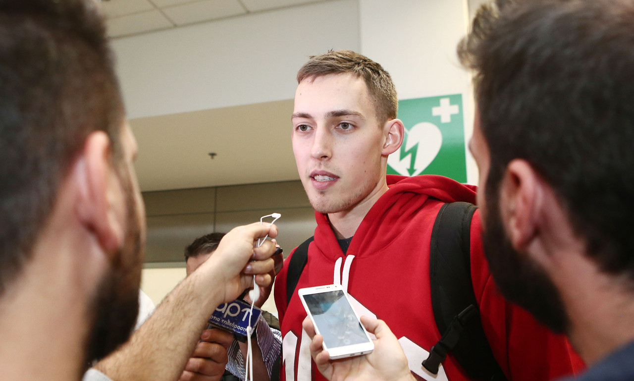 Ολυμπιακός: Στην Αθήνα ο Ουίλτζερ (pics)