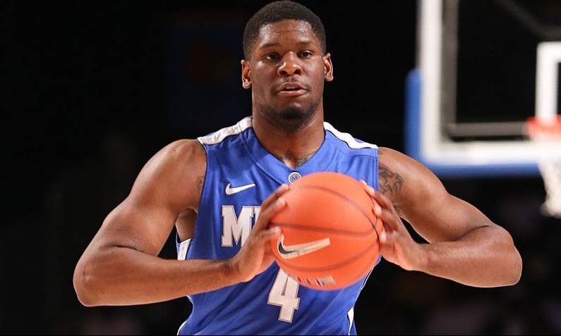 Τα... 'σπασε ο Τόμας